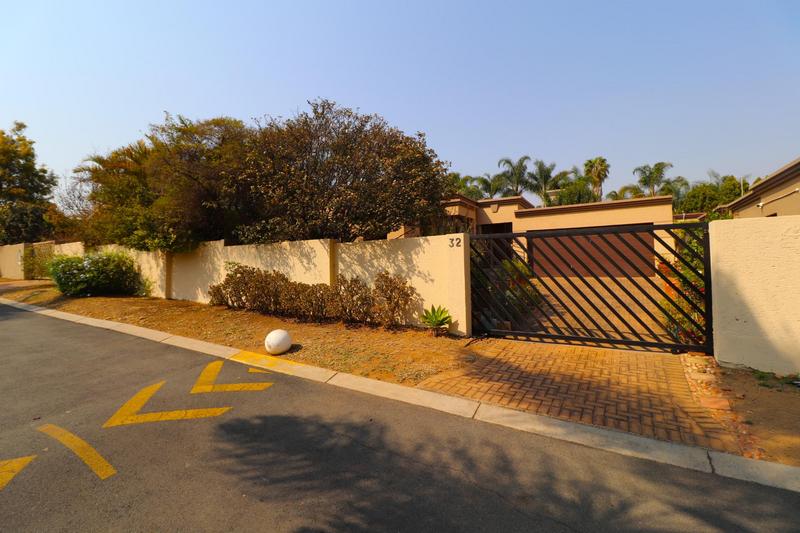 2 Bedroom Property for Sale in Noordhang Gauteng