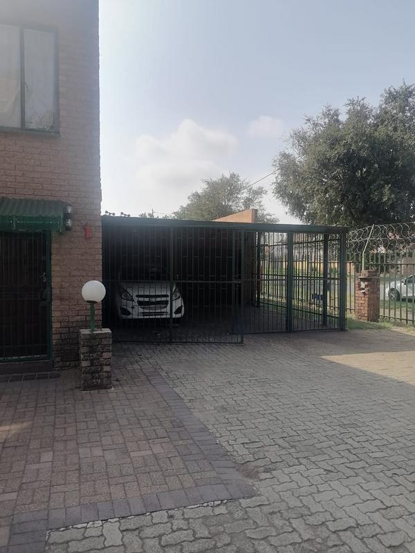 3 Bedroom Property for Sale in Turffontein Gauteng