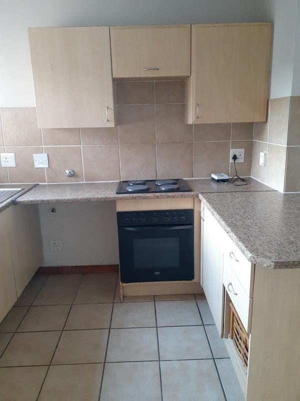 2 Bedroom Property for Sale in Annlin-wes Gauteng