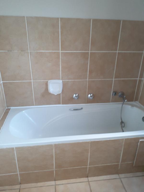 2 Bedroom Property for Sale in Annlin-wes Gauteng