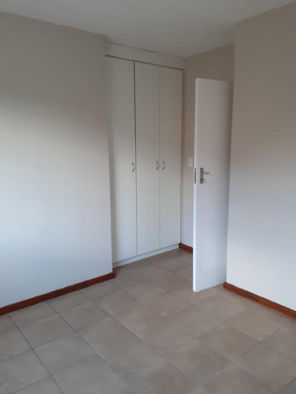 2 Bedroom Property for Sale in Annlin-wes Gauteng