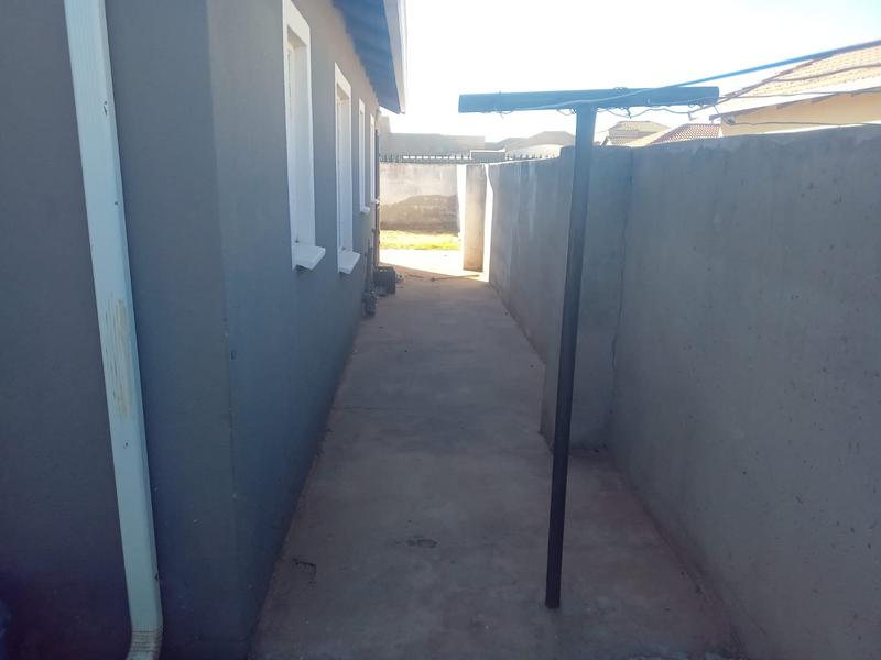 3 Bedroom Property for Sale in Protea Glen Gauteng