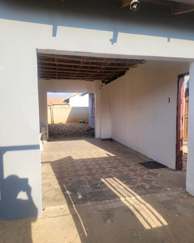 3 Bedroom Property for Sale in Protea Glen Gauteng