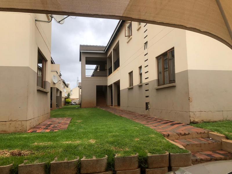 2 Bedroom Property for Sale in Hesteapark Gauteng