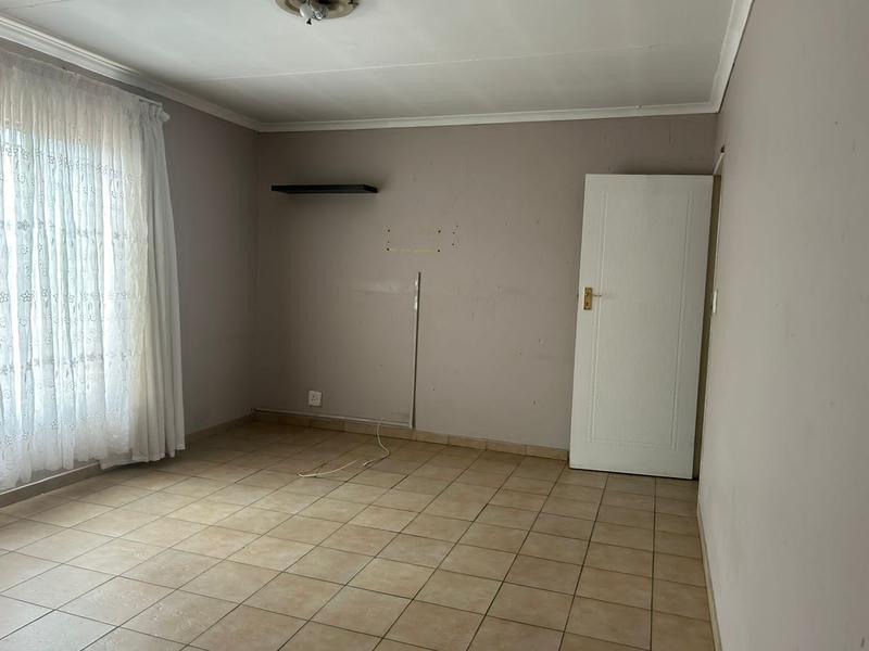 To Let 2 Bedroom Property for Rent in Groeneweide Gauteng