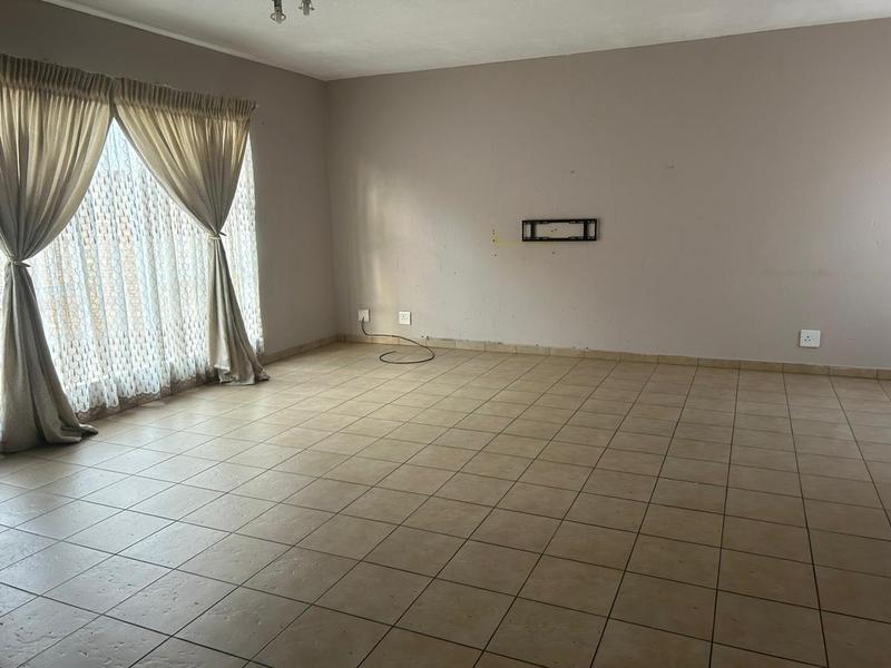 To Let 2 Bedroom Property for Rent in Groeneweide Gauteng