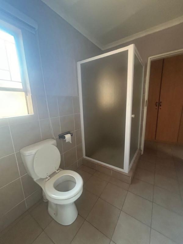 2 Bedroom Property for Sale in Groeneweide Gauteng