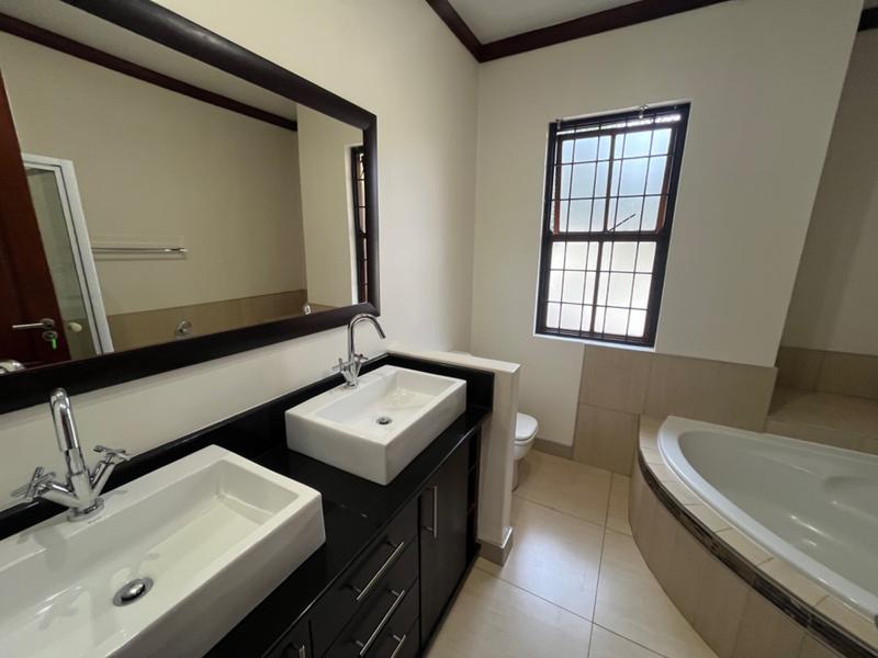 To Let 3 Bedroom Property for Rent in Waterkloof Ridge Gauteng