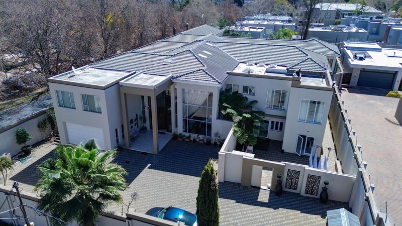 To Let 7 Bedroom Property for Rent in Houghton Estate Gauteng