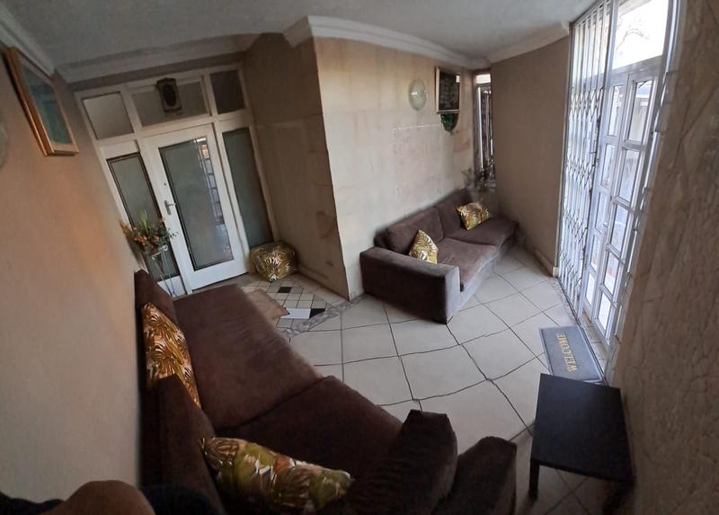 2 Bedroom Property for Sale in Mayfair West Gauteng