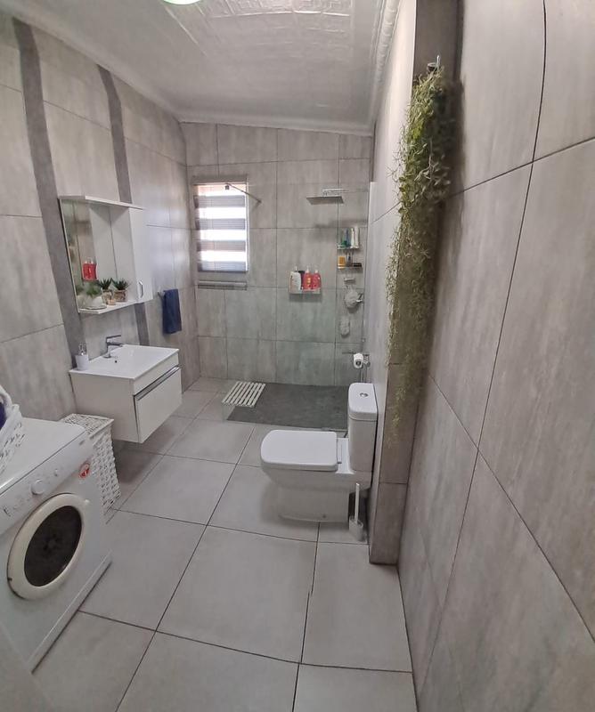 2 Bedroom Property for Sale in Mayfair West Gauteng