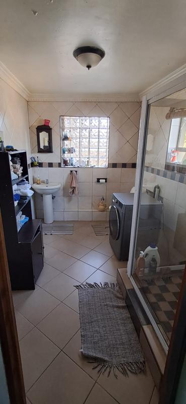 2 Bedroom Property for Sale in Mayfair West Gauteng