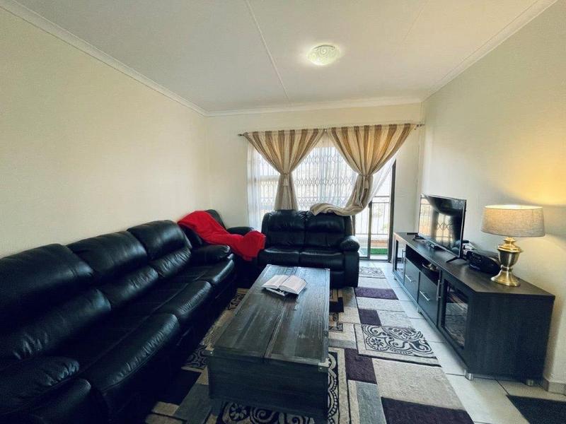 2 Bedroom Property for Sale in South Crest Gauteng