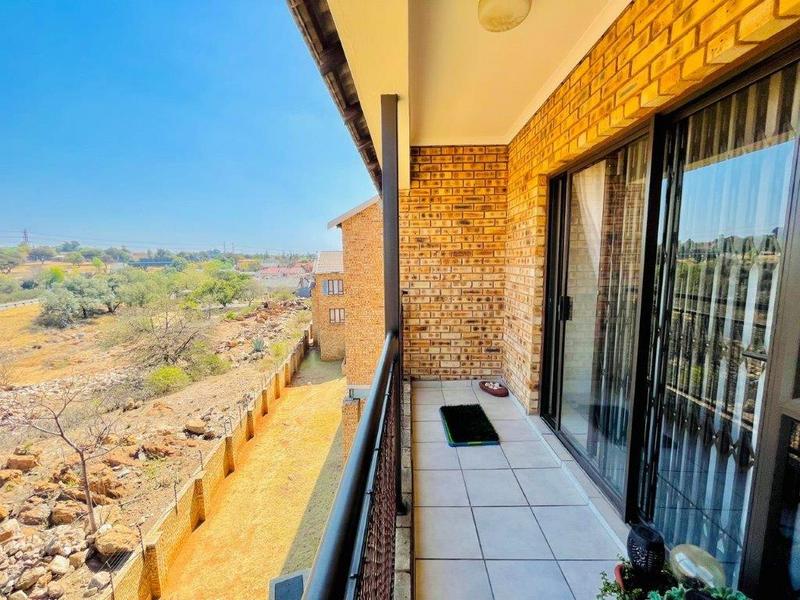 2 Bedroom Property for Sale in South Crest Gauteng