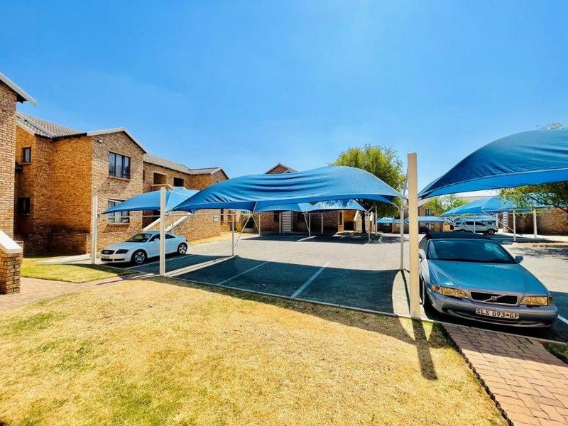 2 Bedroom Property for Sale in South Crest Gauteng