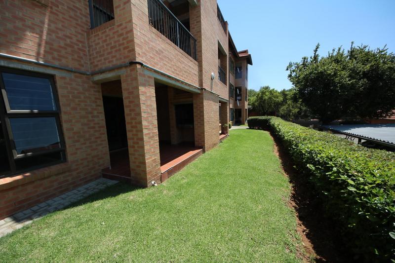 2 Bedroom Property for Sale in Sonneglans Gauteng