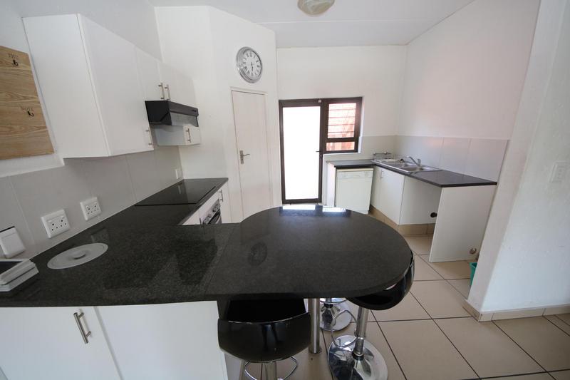 2 Bedroom Property for Sale in Sonneglans Gauteng