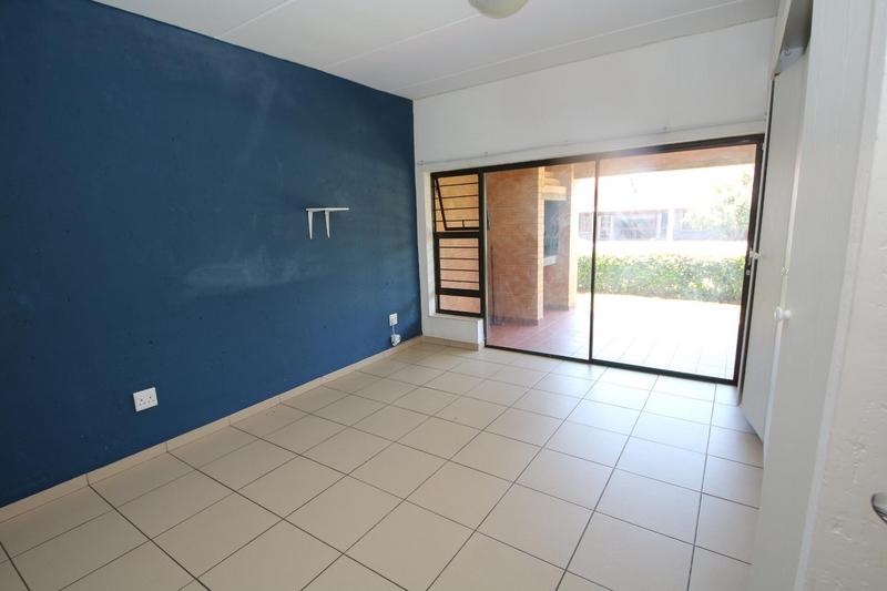 2 Bedroom Property for Sale in Sonneglans Gauteng