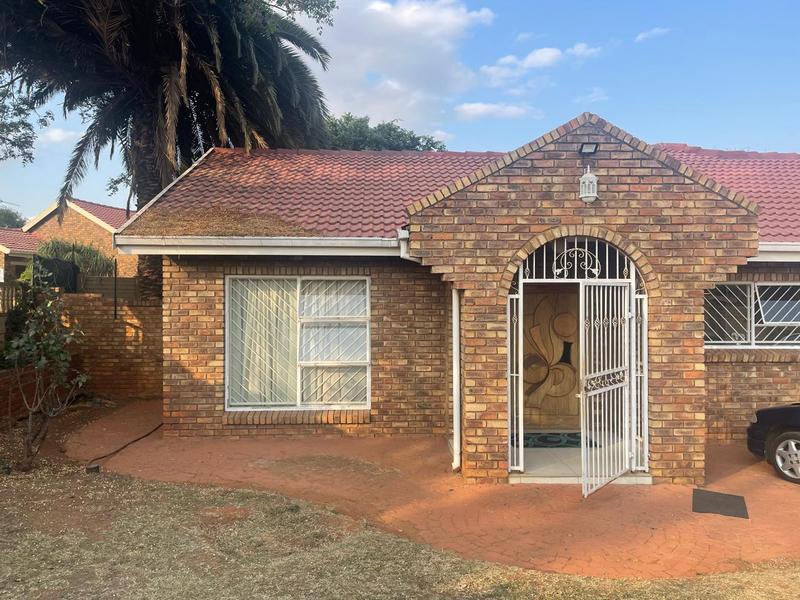 3 Bedroom Property for Sale in Laudium Gauteng