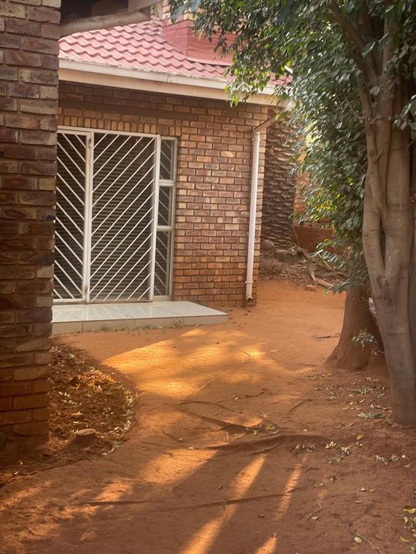 3 Bedroom Property for Sale in Laudium Gauteng