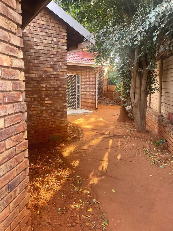 3 Bedroom Property for Sale in Laudium Gauteng