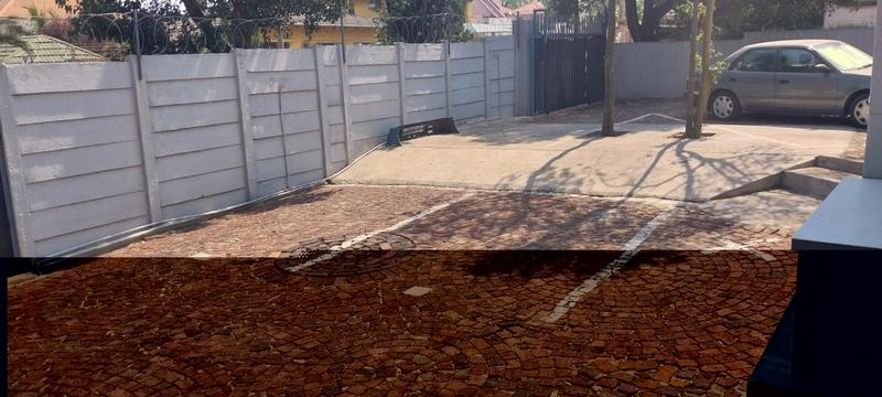 To Let 1 Bedroom Property for Rent in Edenvale Gauteng