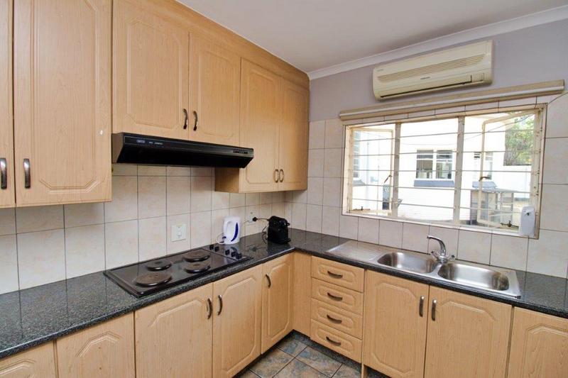 2 Bedroom Property for Sale in Observatory Gauteng