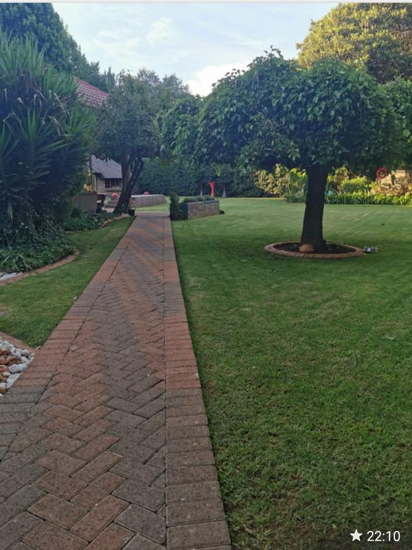 4 Bedroom Property for Sale in Three Rivers Gauteng