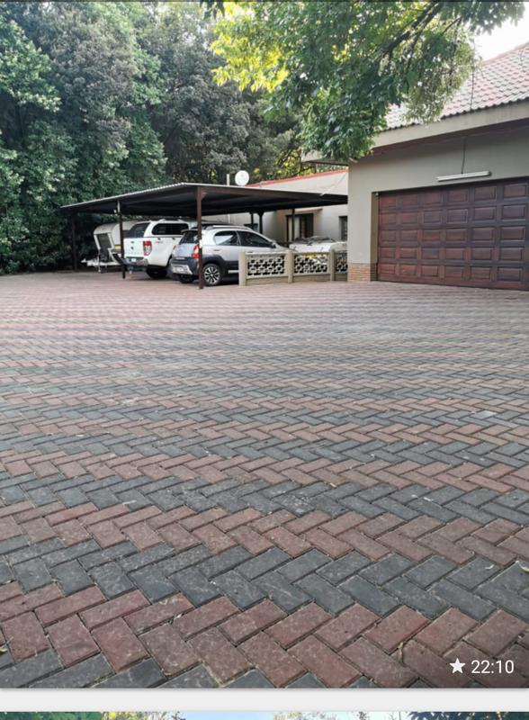 4 Bedroom Property for Sale in Three Rivers Gauteng