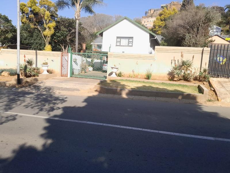 3 Bedroom Property for Sale in Glenanda Gauteng