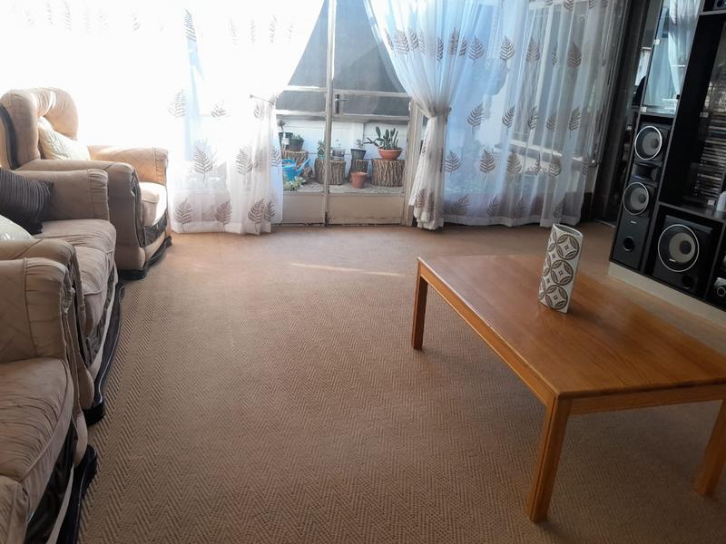 3 Bedroom Property for Sale in Glenanda Gauteng