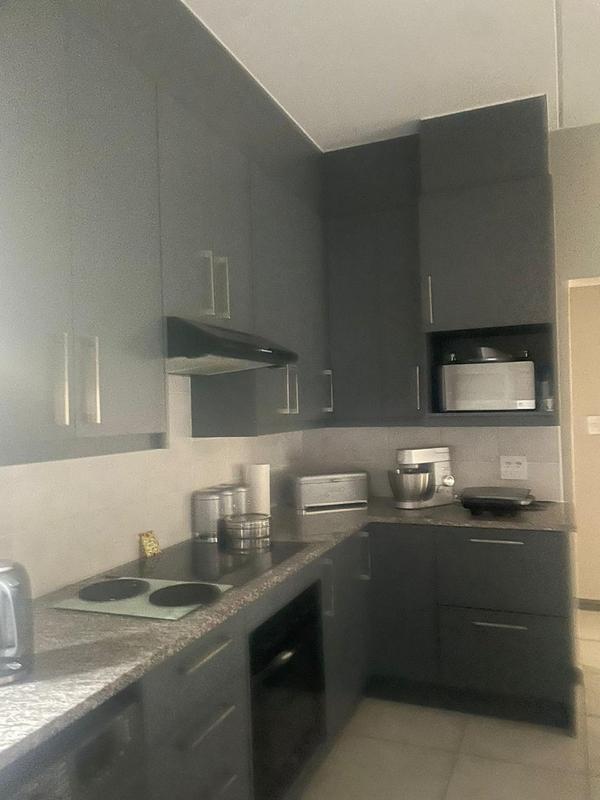 2 Bedroom Property for Sale in Victory Park Gauteng