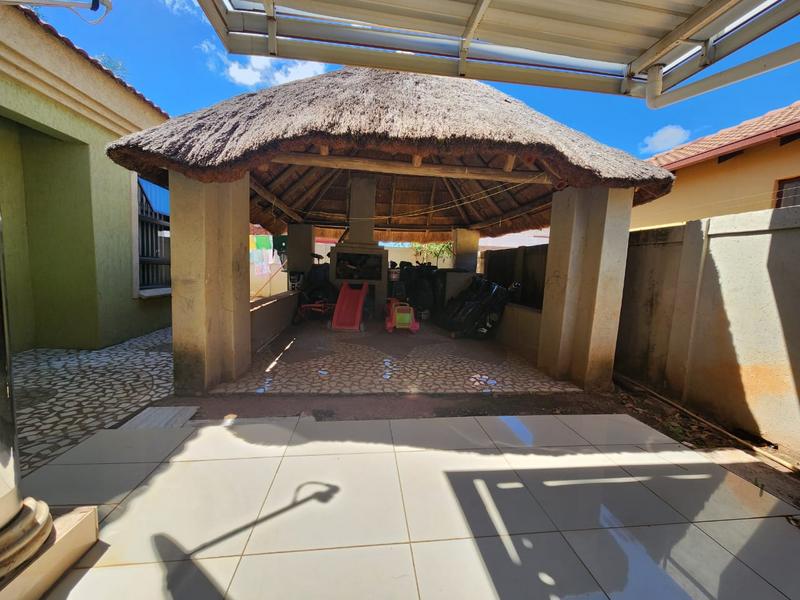 3 Bedroom Property for Sale in The Orchards Gauteng