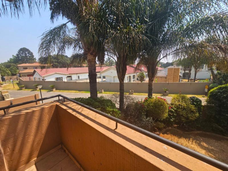 3 Bedroom Property for Sale in Glen Marais Gauteng