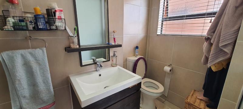 To Let 3 Bedroom Property for Rent in Olivedale Gauteng