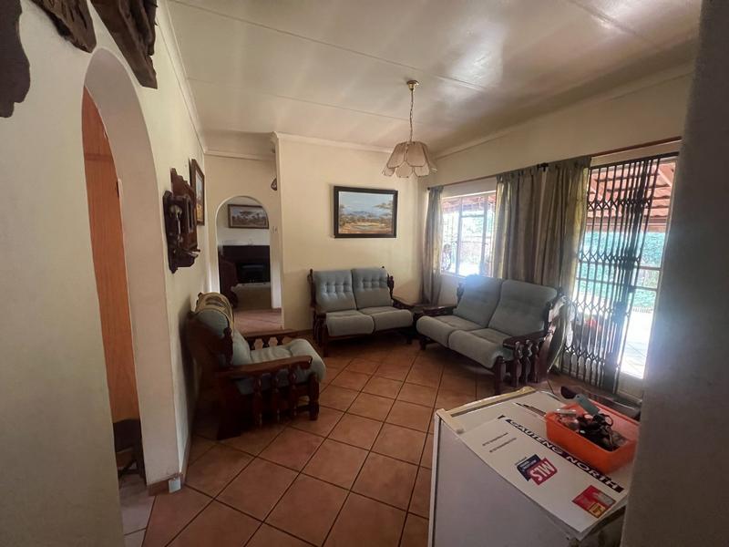 4 Bedroom Property for Sale in Theresa Park Gauteng