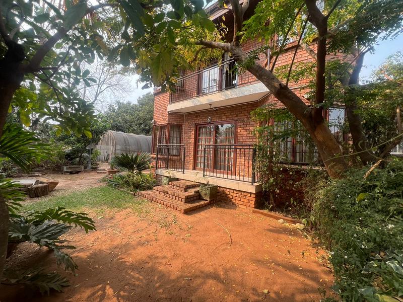 4 Bedroom Property for Sale in Theresa Park Gauteng