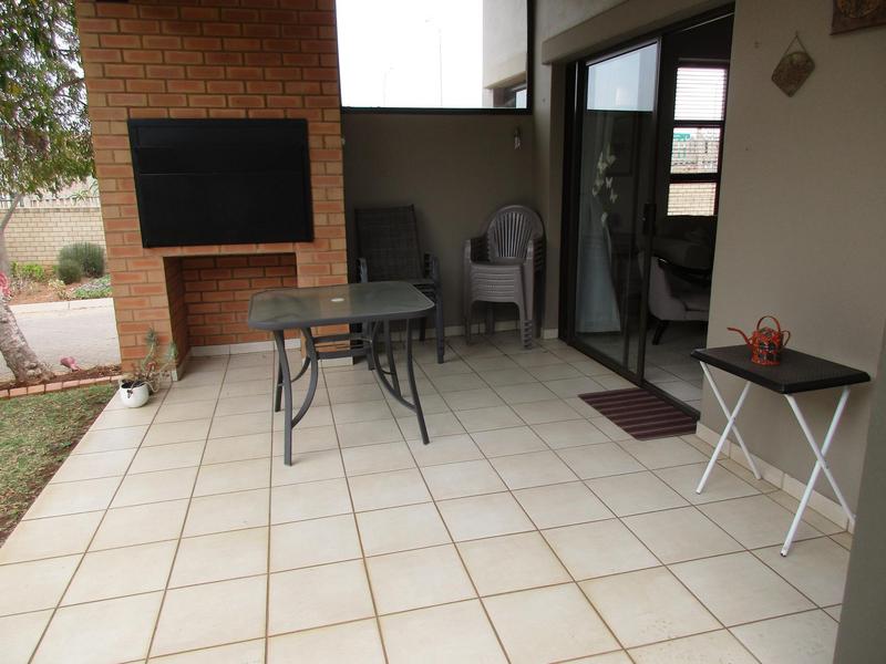 1 Bedroom Property for Sale in Retire at Midstream Gauteng