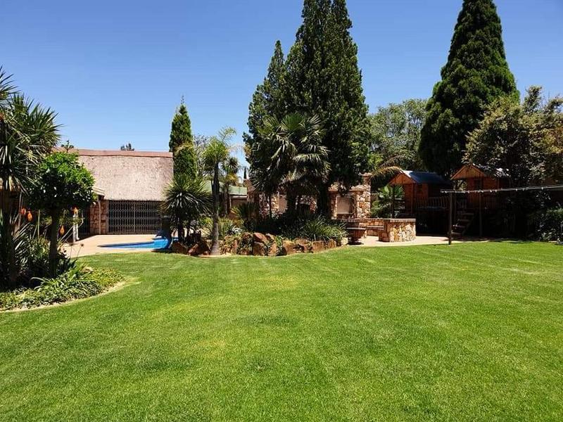 5 Bedroom Property for Sale in Vanderbijlpark SW 5 Gauteng