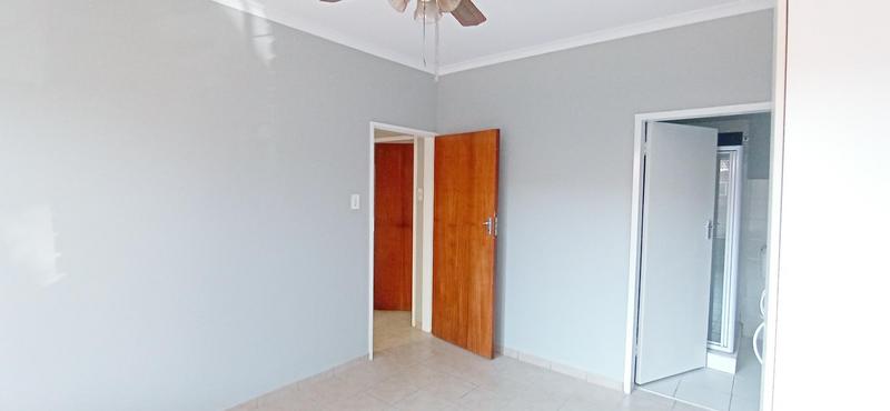 4 Bedroom Property for Sale in Villieria Gauteng