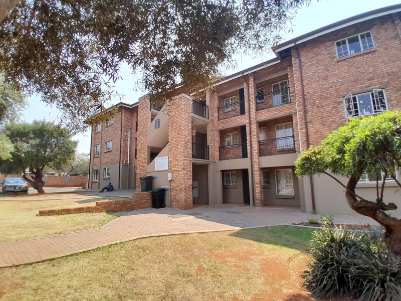 To Let 2 Bedroom Property for Rent in Heuweloord Gauteng