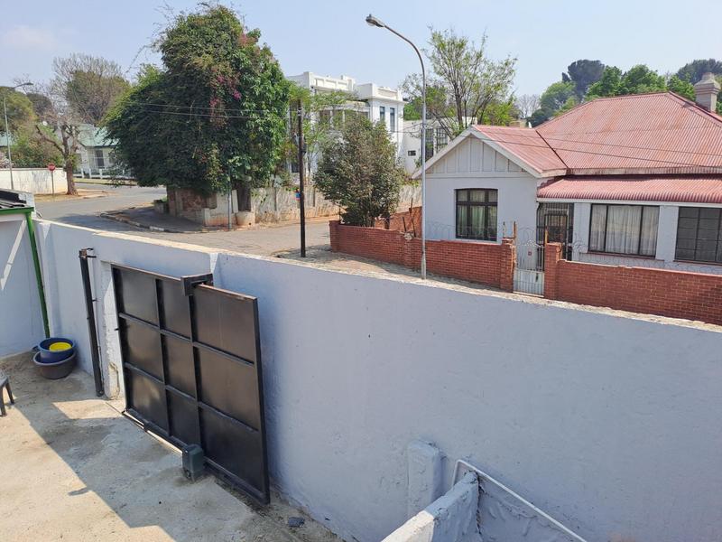 6 Bedroom Property for Sale in Kensington Gauteng