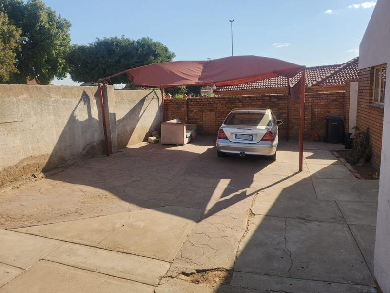 3 Bedroom Property for Sale in Soshanguve Gauteng