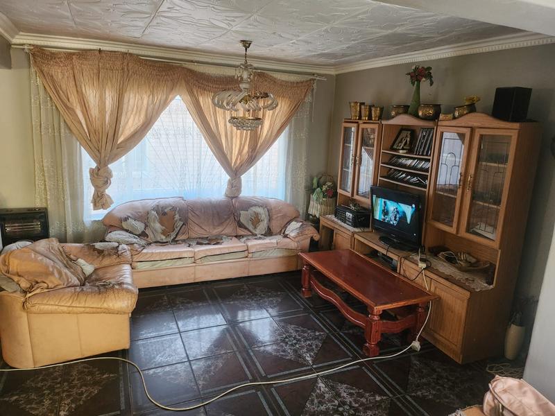 3 Bedroom Property for Sale in Soshanguve Gauteng