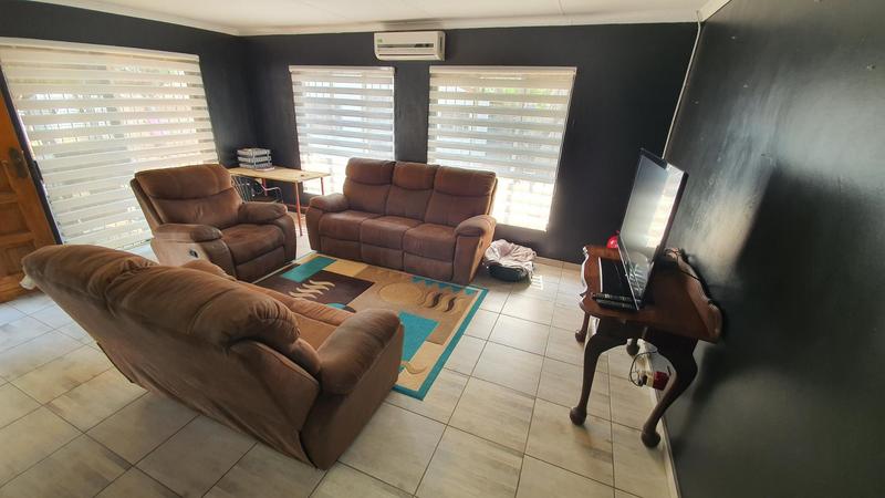 2 Bedroom Property for Sale in Doornpoort Gauteng