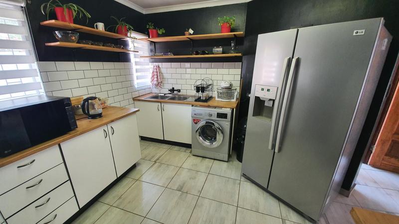 2 Bedroom Property for Sale in Doornpoort Gauteng