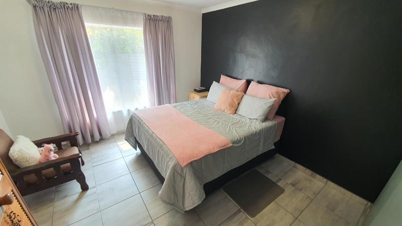 2 Bedroom Property for Sale in Doornpoort Gauteng