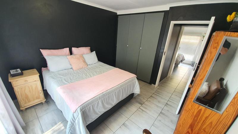 2 Bedroom Property for Sale in Doornpoort Gauteng