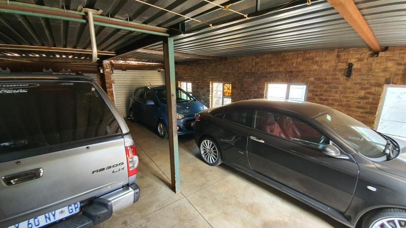 2 Bedroom Property for Sale in Doornpoort Gauteng