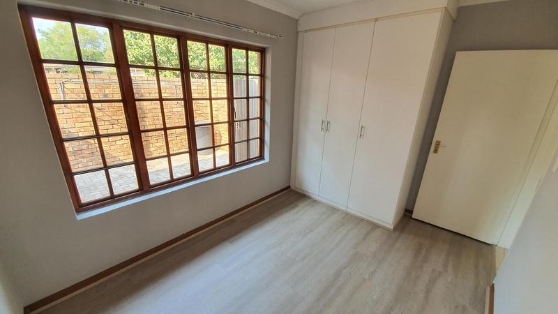 2 Bedroom Property for Sale in Montana Tuine Gauteng